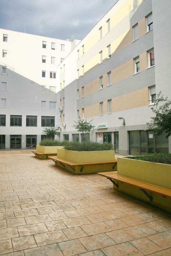 Apartmani Klisovic Spalato Esterno foto